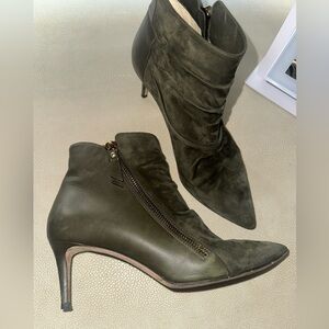 Jimmy chop green suede and leather booties